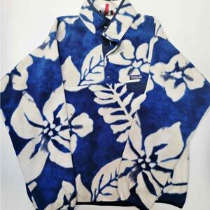 Patagonia Blue and White Floral Fleece Pullover